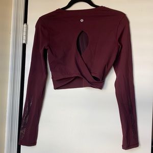 Lululemon cropped top